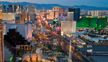 Why Business Professionals in Las Vegas Prefer Corporate Housing Over Hotels (2026 Guide)