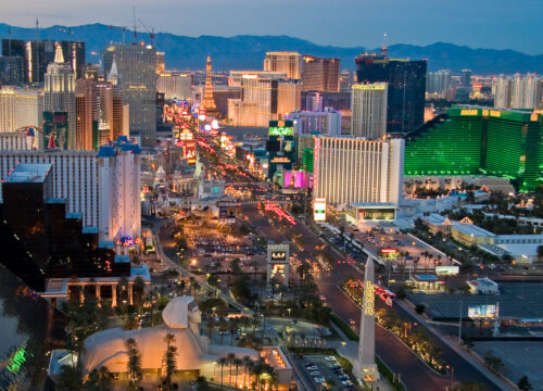 Why Business Professionals in Las Vegas Prefer Corporate Housing Over Hotels (2026 Guide)