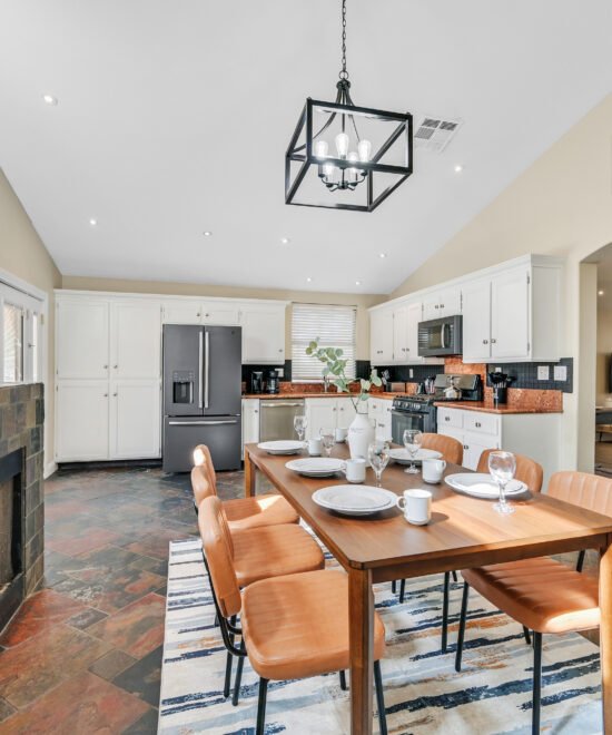 Additional interior at 2019 Cool Water Cir