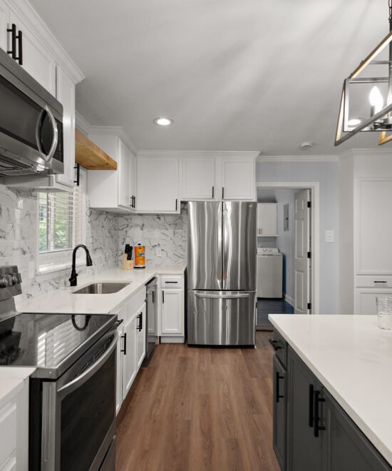 Eastover Dr property interior