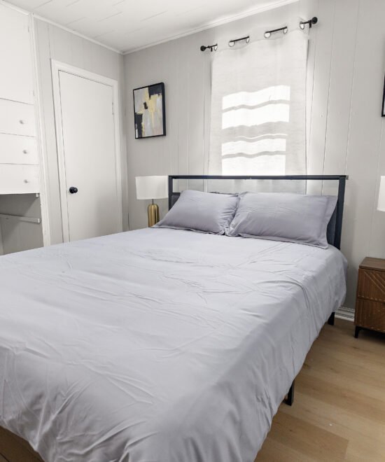 Additional bedroom