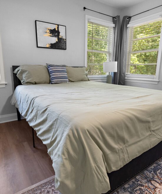 Eastover Dr furnished room
