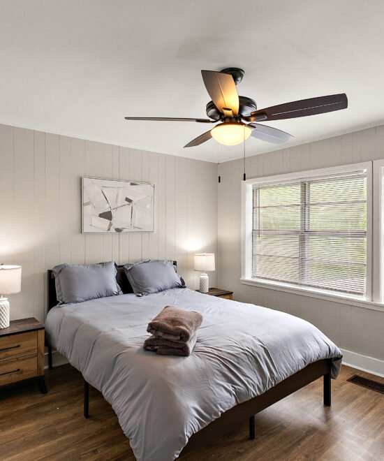 Additional furnished interior at 526 54th Ave