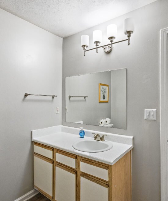 Additional furnished interior at the Jackson property